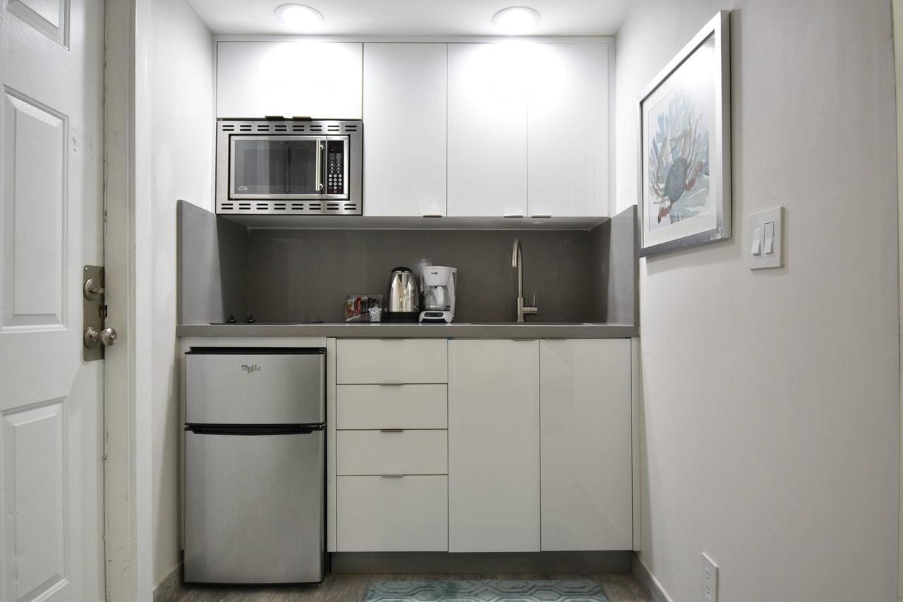 Oceanside Boutique Loft Apt Cozy Beach Unit # 7 Hollywood Exterior photo